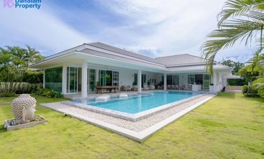 For sale 4 Beds villa in Cha Am, Phetchaburi