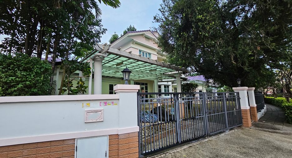 出售 4 卧室 独立屋 在 Chatuchak, 曼谷