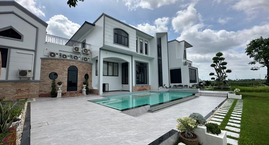 For sale 4 bed house in Sai Noi, Nonthaburi