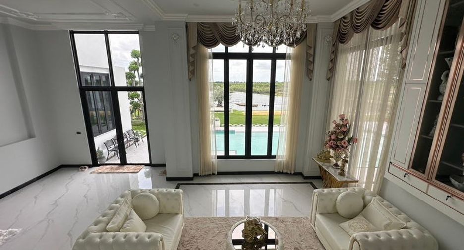 For sale 4 bed house in Sai Noi, Nonthaburi