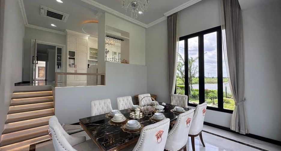 For sale 4 bed house in Sai Noi, Nonthaburi