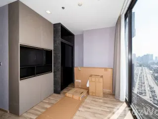 For sale 3 bed condo in Chatuchak, Bangkok