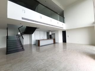 For rent and for sale 4 bedrooms condo in Yan Nawa, Bangkok
