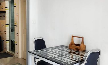 For sale 2 bed condo in Huai Khwang, Bangkok