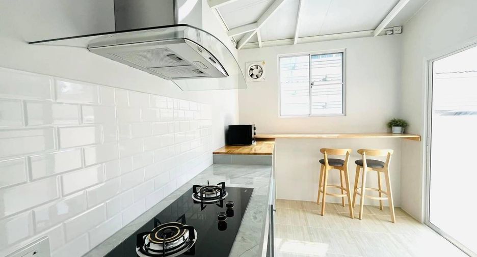 For rent 3 Beds townhouse in Hua Hin, Prachuap Khiri Khan