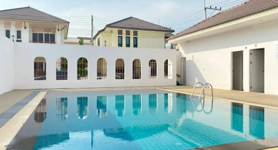 For rent 3 Beds townhouse in Hua Hin, Prachuap Khiri Khan