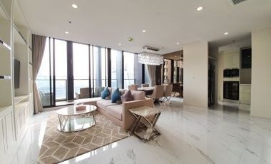 For rent 3 bedrooms condo in Pathum Wan, Bangkok