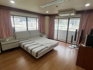 À vendre 3 chambres condo à Watthana, Bangkok