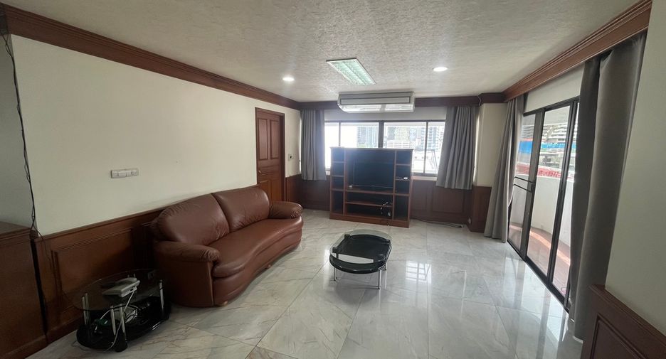 À vendre 3 chambres condo à Watthana, Bangkok