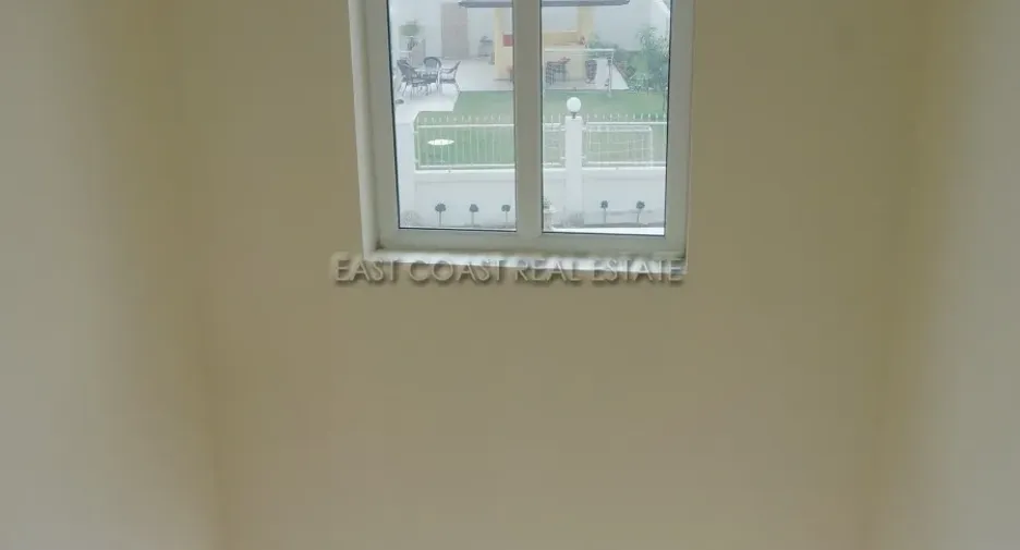 For rent and for sale 4 bedrooms house in Bang Lamung, Chonburi