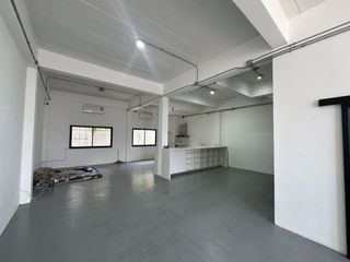 For sale そして for rent 1 Beds office in Bang Na, Bangkok