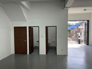 For rent and for sale 1 bed office in Bang Na, Bangkok