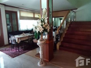 For sale 5 Beds house in Bangkok Noi, Bangkok