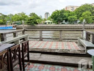 For sale 5 Beds house in Bangkok Noi, Bangkok