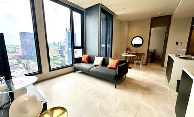 For rent 2 bed condo in Khlong Toei, Bangkok