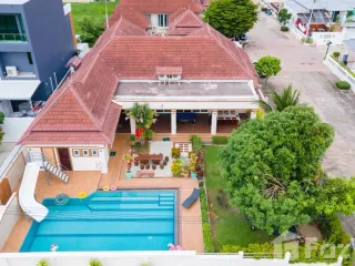 For rent 4 bed villa in Sattahip, Chonburi