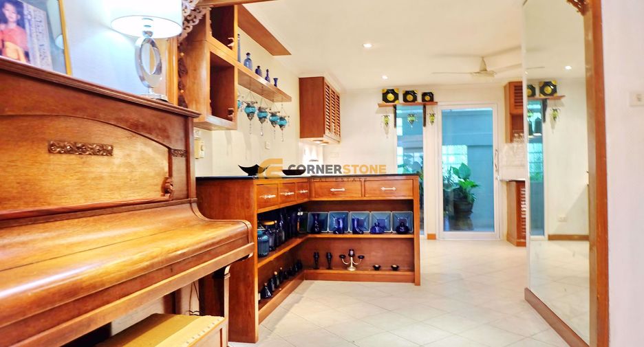 For sale 3 bed house in Bang Lamung, Chonburi