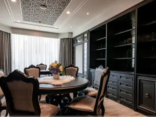À louer 3 chambres condo à Pathum Wan, Bangkok