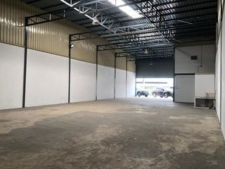 For rent warehouse in Pak Kret, Nonthaburi