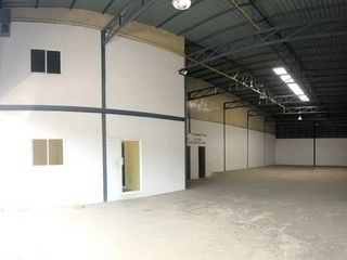 For rent warehouse in Pak Kret, Nonthaburi