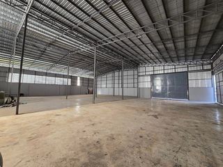 For rent warehouse in Sai Noi, Nonthaburi