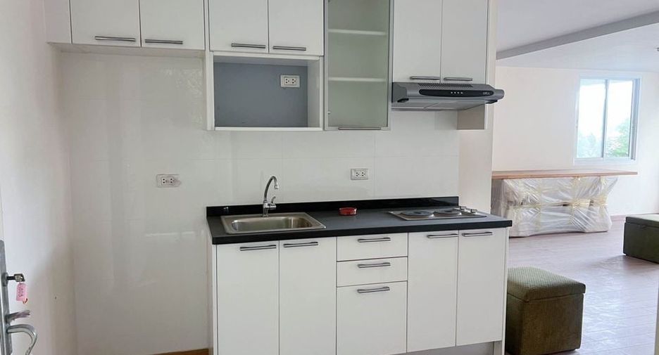 For sale studio condo in Phaya Thai, Bangkok