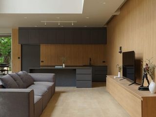For sale 5 Beds house in Bang Phlat, Bangkok