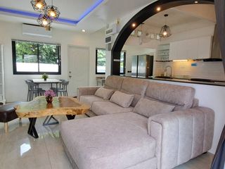 For sale 6 Beds villa in Bang Lamung, Chonburi