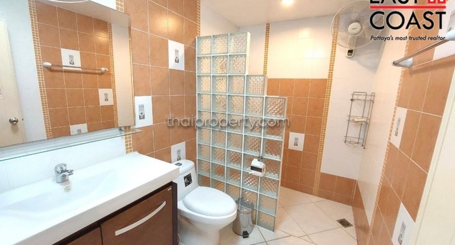 Casa en venta de 4 habitaciones en Bang Lamung, Chonburi