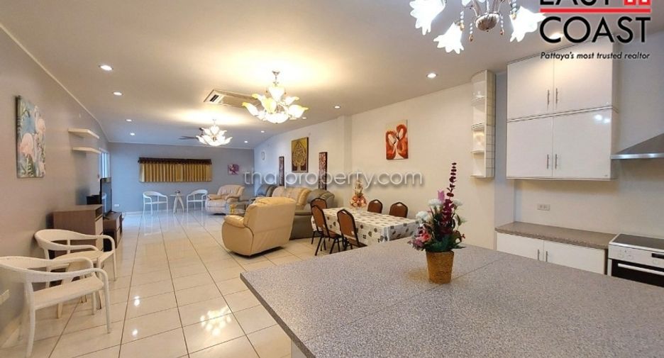 Casa en venta de 4 habitaciones en Bang Lamung, Chonburi