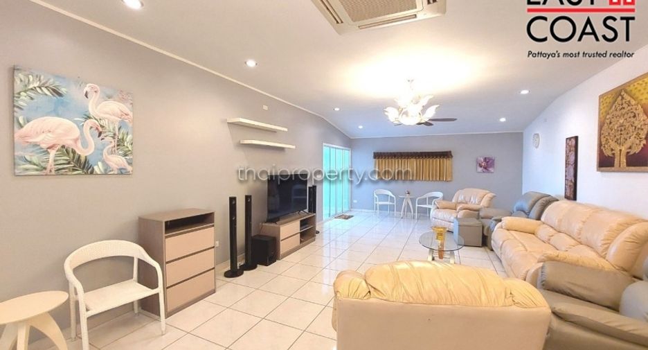 Casa en venta de 4 habitaciones en Bang Lamung, Chonburi