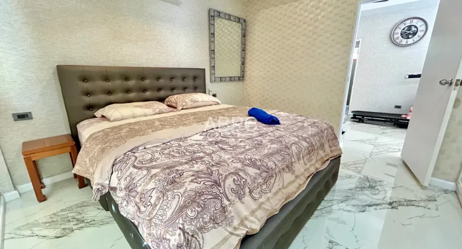 For rent and for sale 4 bedrooms house in Si Racha, Chonburi