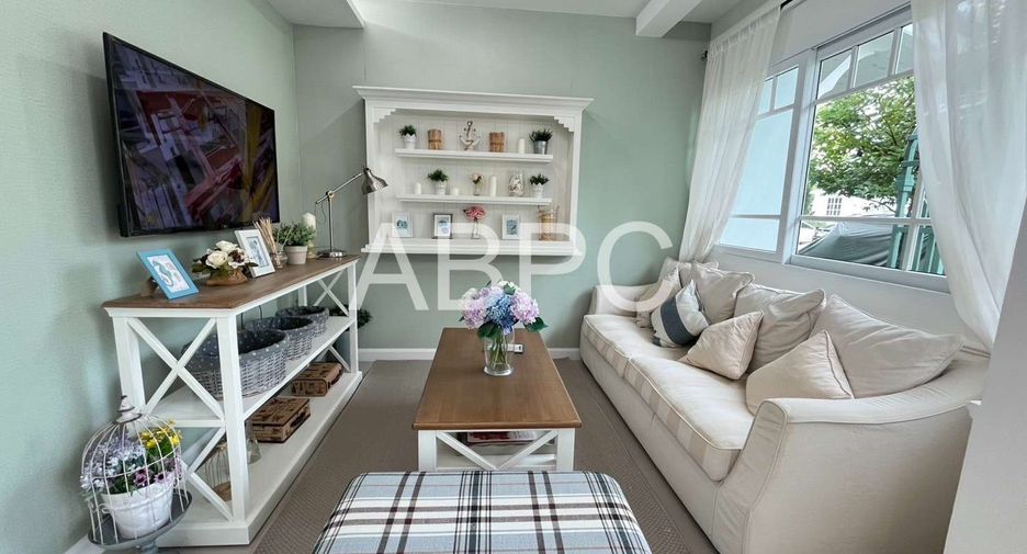 For sale 3 bedrooms condo in Bang Lamung, Chonburi