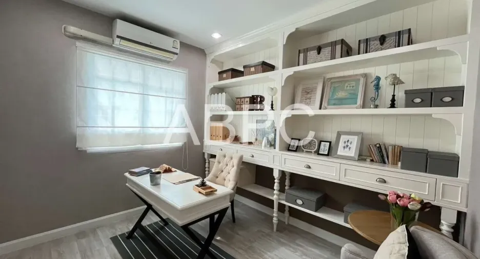 À vendre 3 chambres condo à Huay Yai, Pattaya