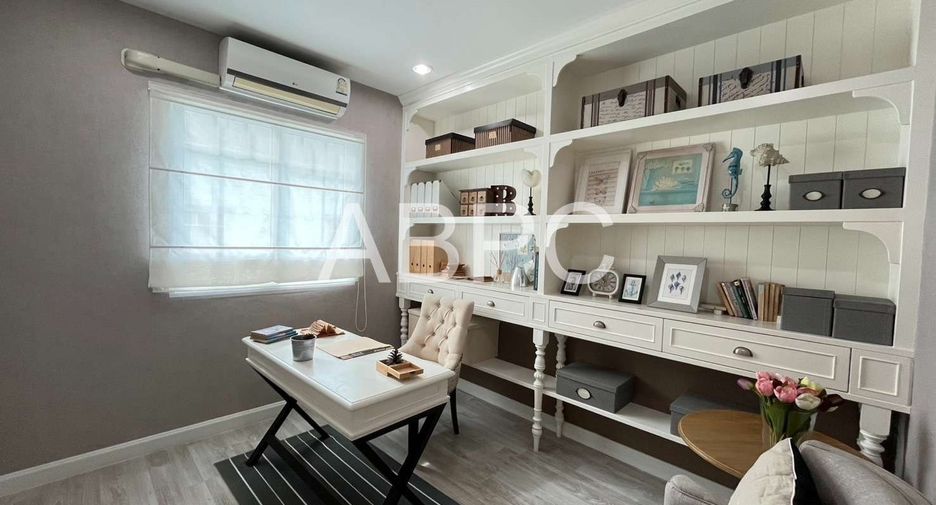 For sale 3 bedrooms condo in Bang Lamung, Chonburi