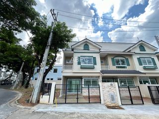 For sale 3 bedrooms condo in Bang Lamung, Chonburi