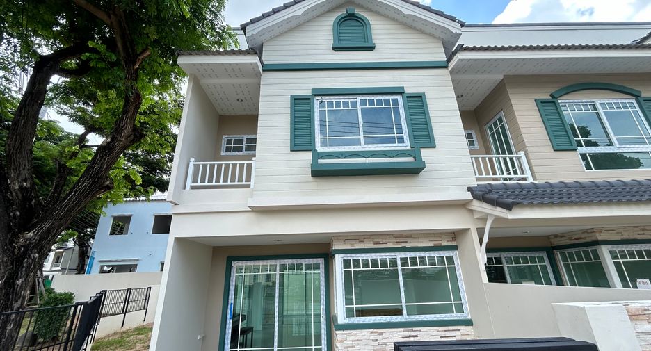 For sale 3 bedrooms condo in Bang Lamung, Chonburi