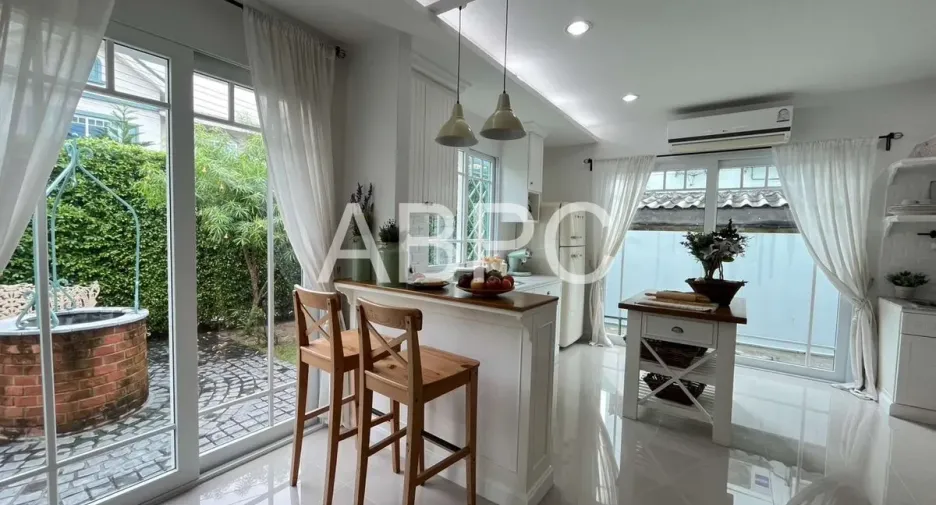 À vendre 3 chambres condo à Huay Yai, Pattaya