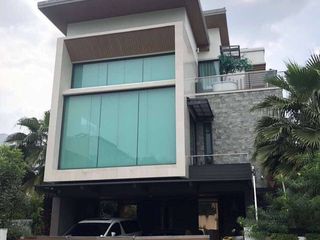 For sale 5 Beds house in Bang Khae, Bangkok