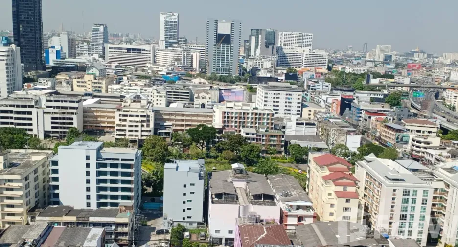 For sale 2 Beds condo in Ratchathewi, Bangkok