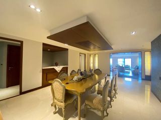 For rent 3 bed condo in Watthana, Bangkok