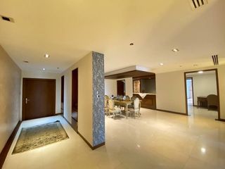 For rent 3 bed condo in Watthana, Bangkok