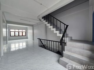 For sale 2 bed townhouse in Mueang Phetchaburi, Phetchaburi