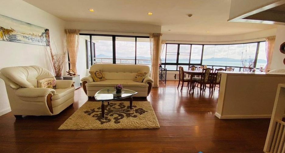 For sale 3 bedrooms condo in Sattahip, Chonburi