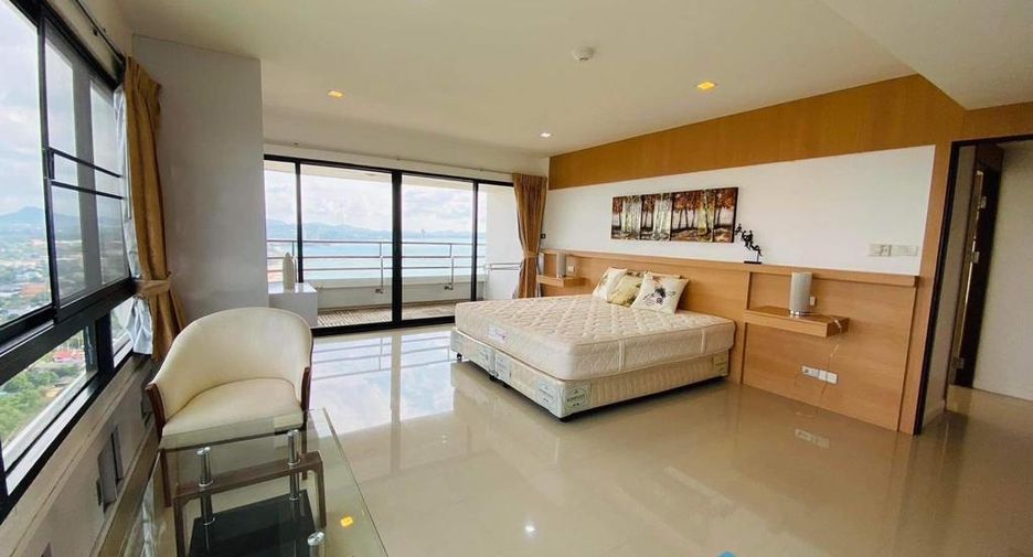 For sale 3 bedrooms condo in Sattahip, Chonburi