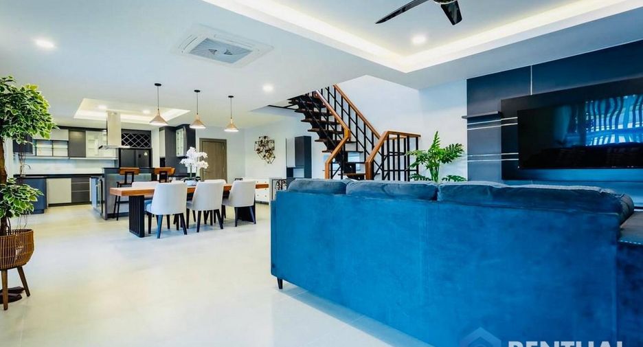 For sale 4 bedrooms house in Bang Lamung, Chonburi