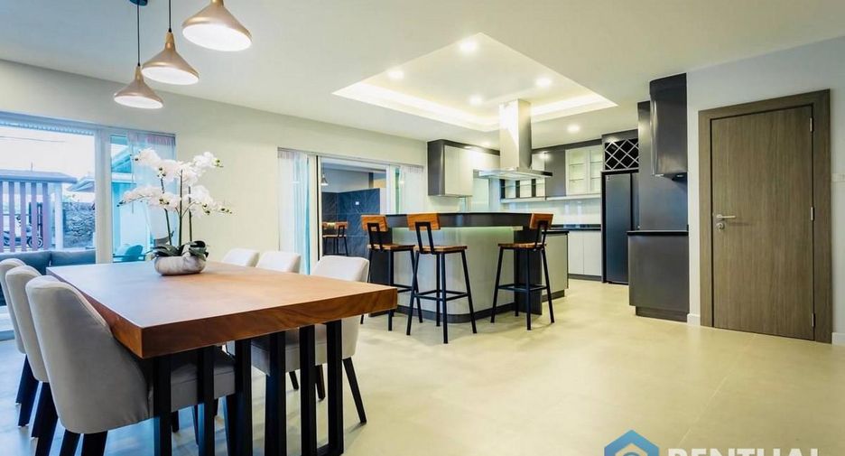 For sale 4 bedrooms house in Bang Lamung, Chonburi