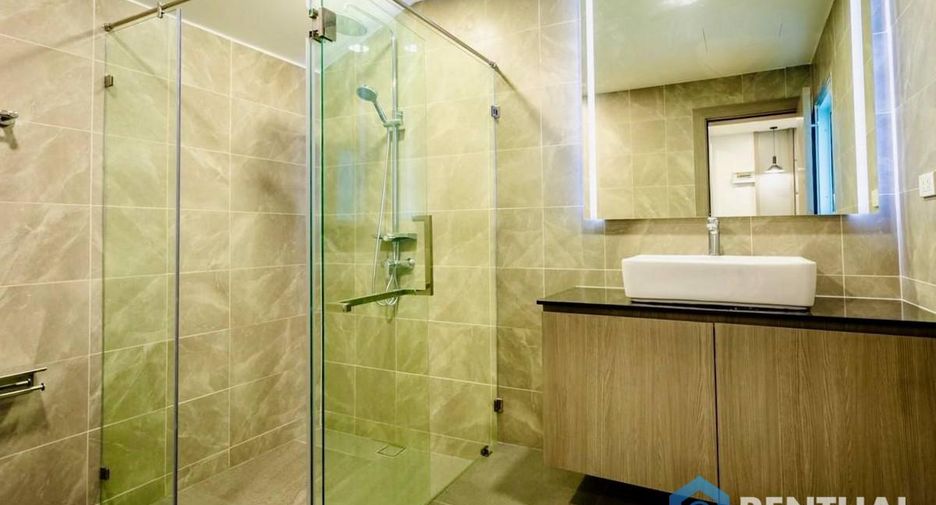For sale 4 bedrooms house in Bang Lamung, Chonburi