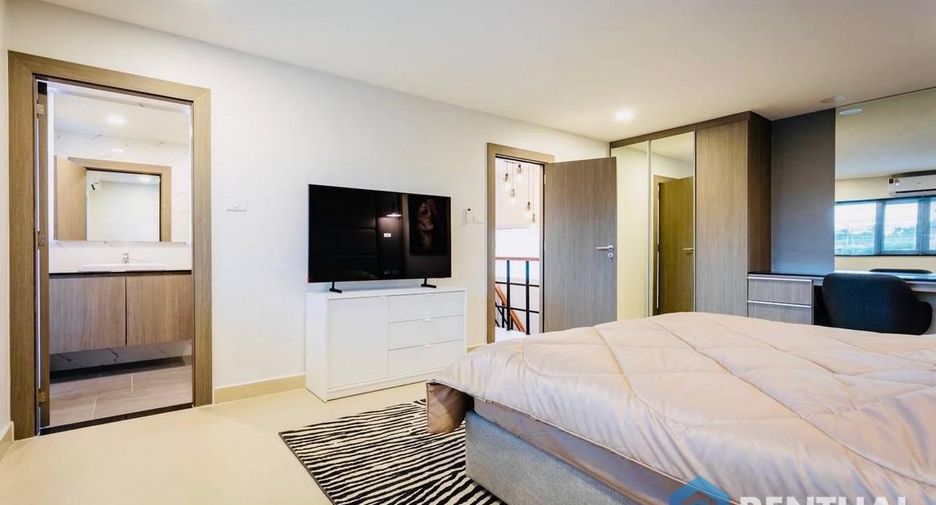 For sale 4 bedrooms house in Bang Lamung, Chonburi