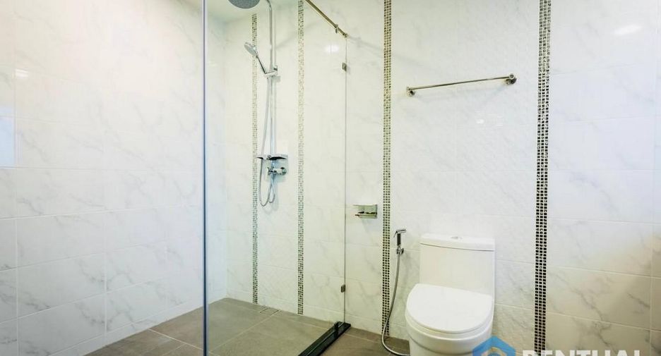 For sale 4 bedrooms house in Bang Lamung, Chonburi